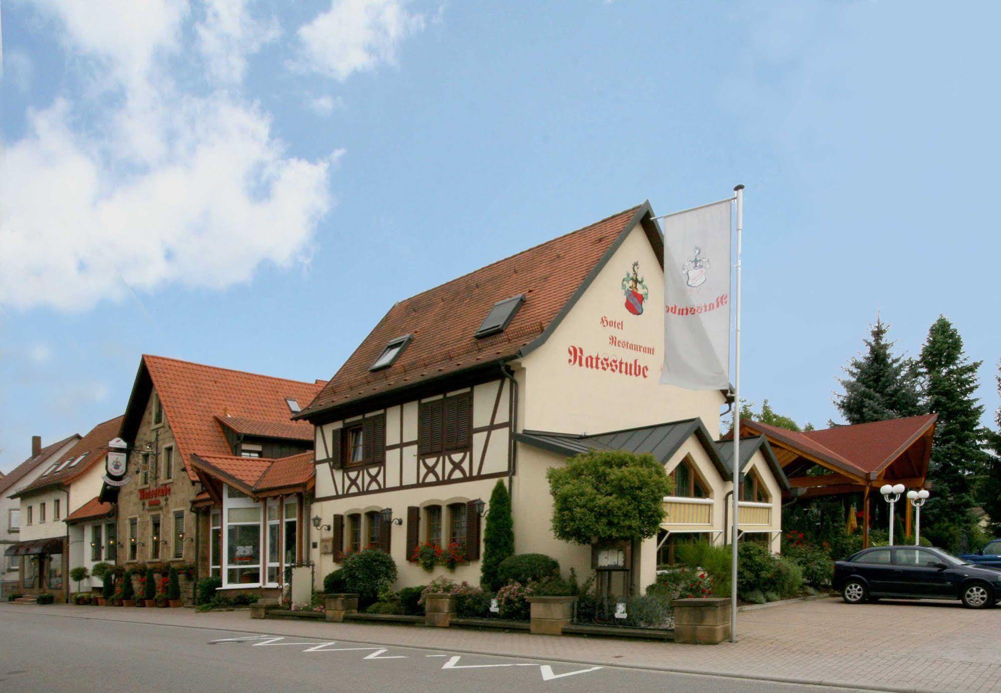 Ratsstube Hotel Sinsheim Buitenkant foto